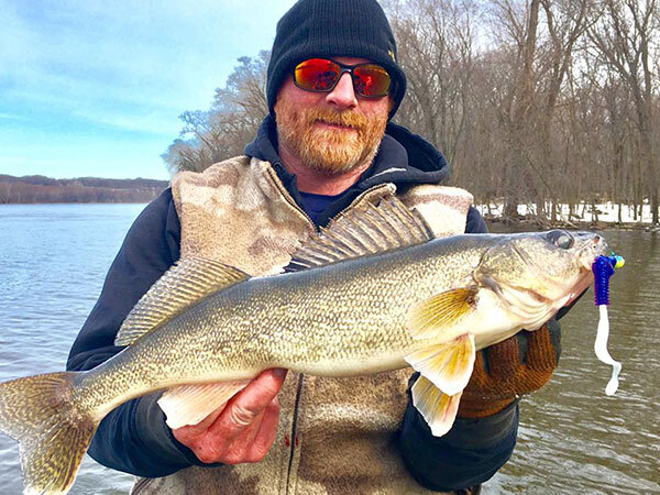 loving this GIANT walleye!