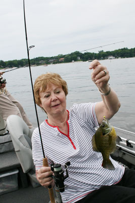 mom panfishing